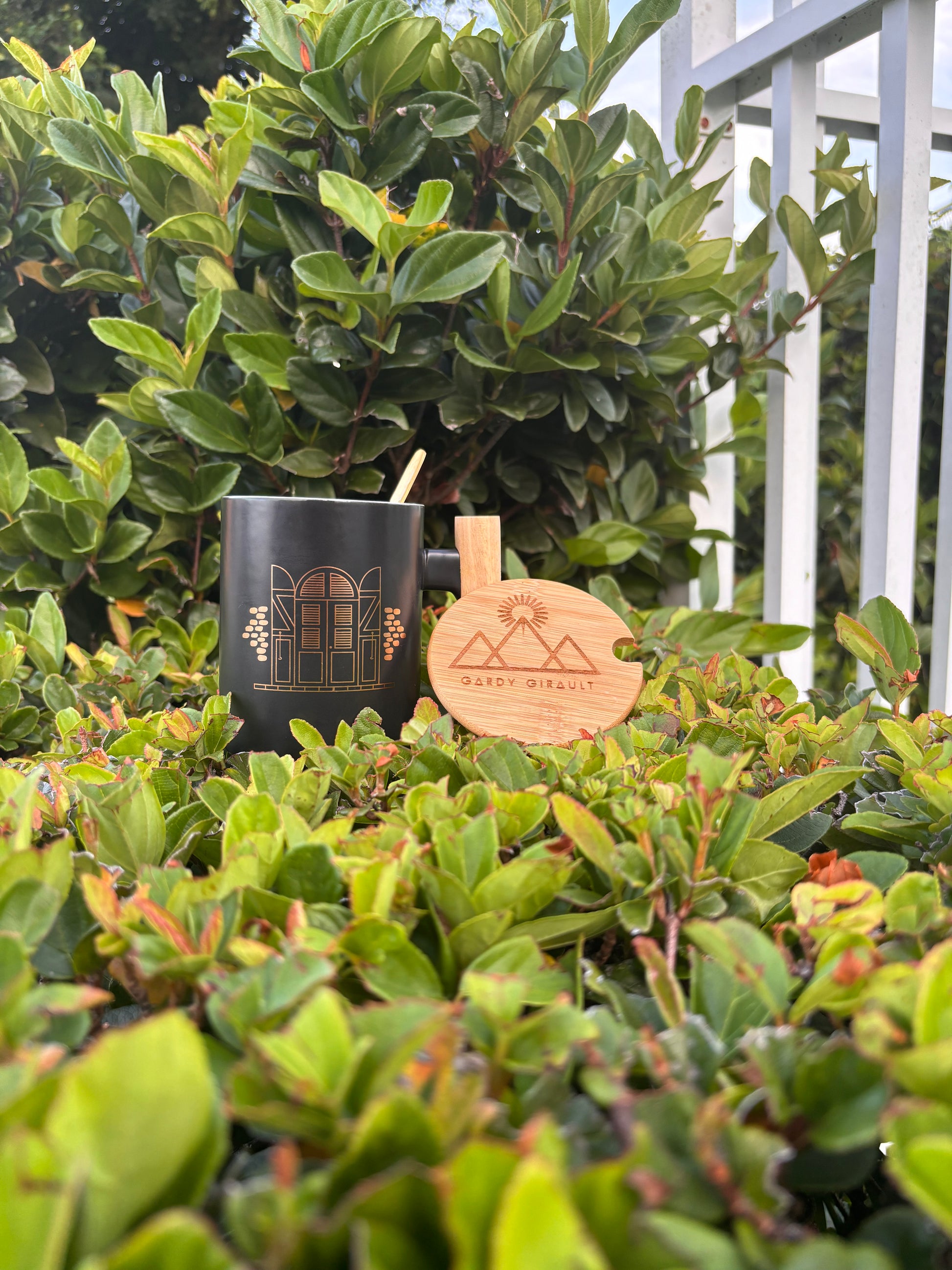 Akajou Ceramic Mug- Black - Akajou